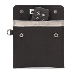 Pacsafe SILENT POCKET FARADAY CAR KEY GUARD - Wertsachenaufbewahrung -Campingprodukte Geschäft 5637737872 c rfidsafe silent pocket car key guard pacsafe 24