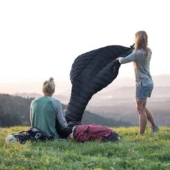 Grüezi Bag BIOPOD DOWNWOOL EXTREME LIGHT 185 BLACK EDITION - Sommerschlafsack 30 Grüezi Bag BIOPOD DOWNWOOL EXTREME LIGHT 185 BLACK EDITION - Sommerschlafsack -Campingprodukte Geschäft 5638024347 n biopod downwool extreme light 185 black edition grueezi bag 24