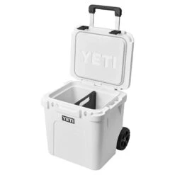 Yeti Coolers ROADIE 48 WHEELED - Kühlbox -Campingprodukte Geschäft 5638039355 u roadie 48 wheeled yeti coolers 24
